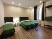 Dreibettzimmer mit eigenem Bad