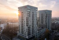 Kairos Apartments -Tower II Premium - darmowy parking, siłownia, sauna - ścisłe centrum - Chambres d'hôtes Katowice