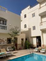 Memnon Apartments - Bed and Breakfast Luxor