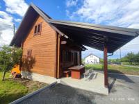 Cypres, modern wooden house with free parking - B&B