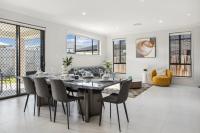Brand New 6BR Holiday Home Beach and Shop Workspace - B&B Victoria Point