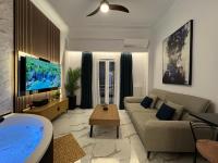 Spa Suite with Jacuzzi and Ancient Theater View - Bed and Breakfast Lárisa
