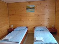 Zweibettzimmer mit eigenem Bad