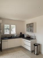 studio and large, beautiful pool - B&B Saint-Ambroix