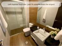 Deluxe One-Bedroom Apartment with City View