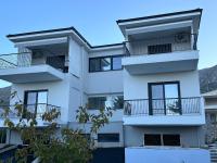 Vassiliki - B&B Pálairos