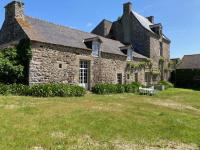 Manoir, Piscine, 15 mn des plages - Chambres d’hôtes Hénansal