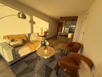 Céntrico,elegante con baño japonés y estacionamiento - B&B Concepción