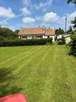 Maison au calme avec rivière à côté de CHARTRES - B&B