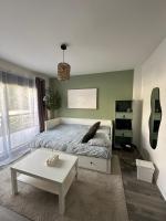 Chambre indépendante salle de bain privé aéroport CDG Parc des expositions - Chambres d’hôtes Aulnay-sous-Bois