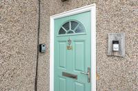 Ephatha Apartments 4-Bedrooms, Sleeps 11, Free Parking, Garden - Ferienwohnung Hatfield