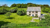 Luxury 4 Bed Farmhouse on Rewilding Estate - B&B