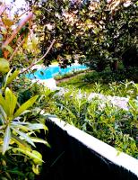 Home2Sea - Piscine, Jardin, studio cabine, 1 canapé lit convertible 2 ADULTES, 1 lit superposé triple 3 ENFANTS ou ADOS - Ferienwohnung Vallauris