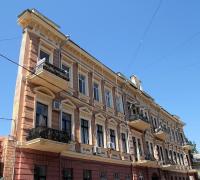 Modern and Vintage Apartment close to Center - B&B