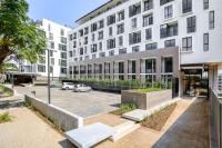 Luxury Apartment at One Rosebank - B&B