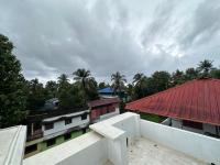 DB GUEST HOUSE ARIMPUR - Unmarried couples and Stag groups not allowed - B&B Thrissur