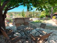 Gîte T2 à 5mn du Circuit Paul Ricard et du village du Castellet et à 10mn des plages de Saint-Cyr-sur-mer, Bandol et Sanary - Chambres d'hôtes Le Castellet