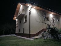 Luxury Apartment Ana with Hot tub - Chambres d’hôtes Višnja Gora