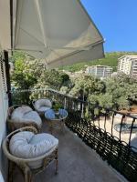 Apartman OLIVA 2 - Bed and Breakfast Petrovac na Moru