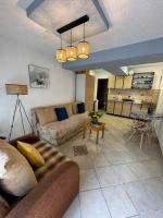 Estudio con vistas al jardín