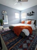 Queen Room with Shared Bathroom