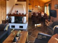 Large cabin at Sjusjøen with sauna, fireplace, view and cross-country skiing - Chambres d'hôtes Ringsaker