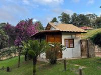 Chalé nas Nuvens - Chalé Branco - B&B Camanducaia