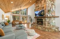 Pinewood Lodge - Backs to Forest - Near Downtown! - Chambres d'hôtes Flagstaff