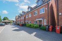 Meyers Close Modern 3 Bedrooms and 2 Bathrooms - B&B
