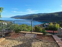 Studio Apartment Đuli Rabac with private hot tub and free parking - B&B Rabac