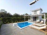 Penelope - Private Pool Villa near stafilos beach - B&B Stafylos