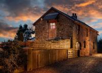 Trysor Holiday Cottage, Cardigan Bay with sea views - Chambres d’hôtes Sarnau