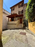 Casa Al Vicolo - Alley House - B&B Seravezza