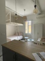 Studio vieil Antibes et mezzanine proche de la mer - B&B Antibes