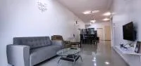 Modern Sanctuary Home near Taiping Lake Garden - B&B Taiping