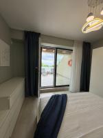 Apartment mit Aussicht und Balkon