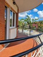 Casa Vacanze Fiore Ciampino Airport - Rome Station - 108 mqs - Chambres d'hôtes Ciampino