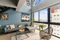 PH Loft, 3floors,Private Jacuzzi n terrace,Kingbed - B&B Santo Domingo