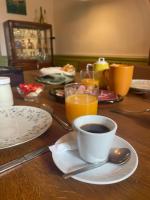 Les volets verts - Bed and Breakfast Saint-Laurent-de-la-Cabrerisse