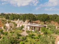 CANTALANOTTE Luxury Trulli Resort - B&B Cisternino