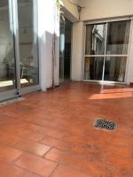 Temporario La 18 con Garage Auto - SUV - Bed and Breakfast La Plata