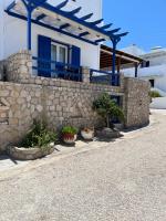 Captain Stavros Milos - Bed and Breakfast Pollonia