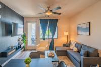 Stunning 2BR Kierland Common, TPC Golf, Pool, Gym, W-D - B&B Scottsdale
