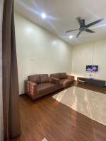 Mslim only Homestay Aleena Gua Musang - B&B Gua Musang