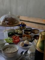 Ainazik guest house - B&B
