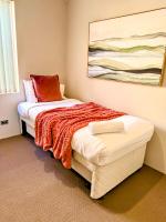 78 Modern Comforts Quiet Charm 3br 2ba Parking - B&B Perth