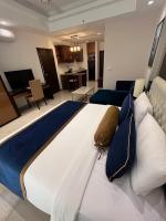 Estudio con sofá cama