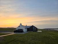 Luxury Coastal Retreat - Isle of Eday - B&B Arcan