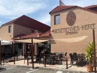 Gesztenyés-Kert Panzió - Bed and Breakfast Pécsvárad