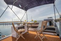 Exclusivas vistas al mar en casa barco, pleno centro, terraza, parking - B&B A Coruña